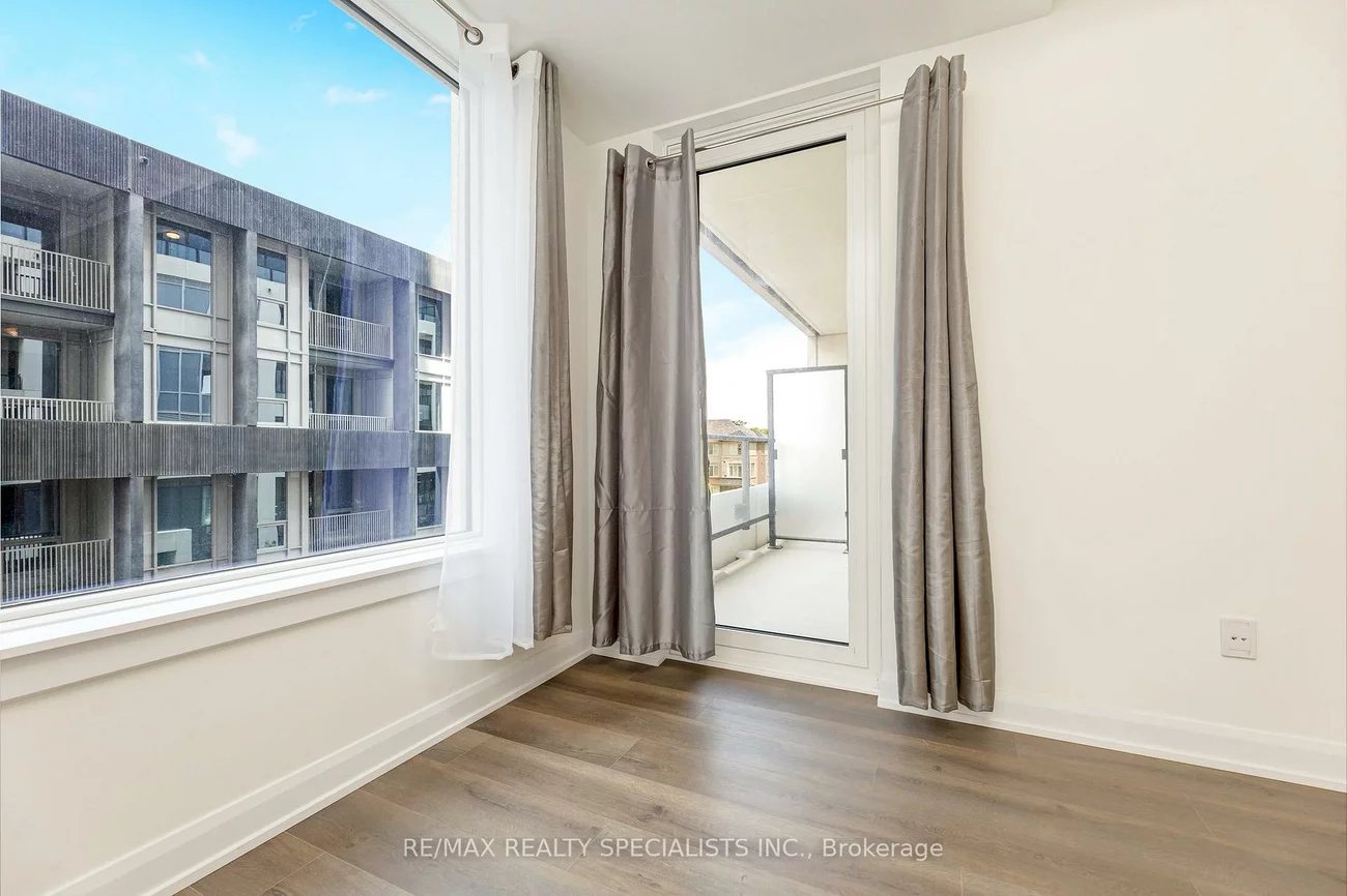 3220, William Coltson, 1010 - JM Joshua Meadows, Oakville