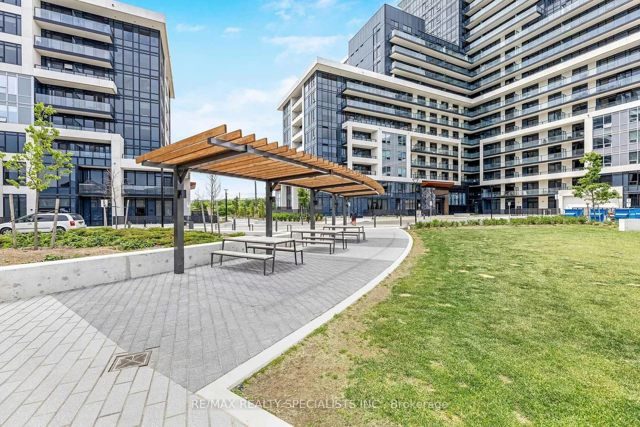 3220, William Coltson, 1010 - JM Joshua Meadows, Oakville
