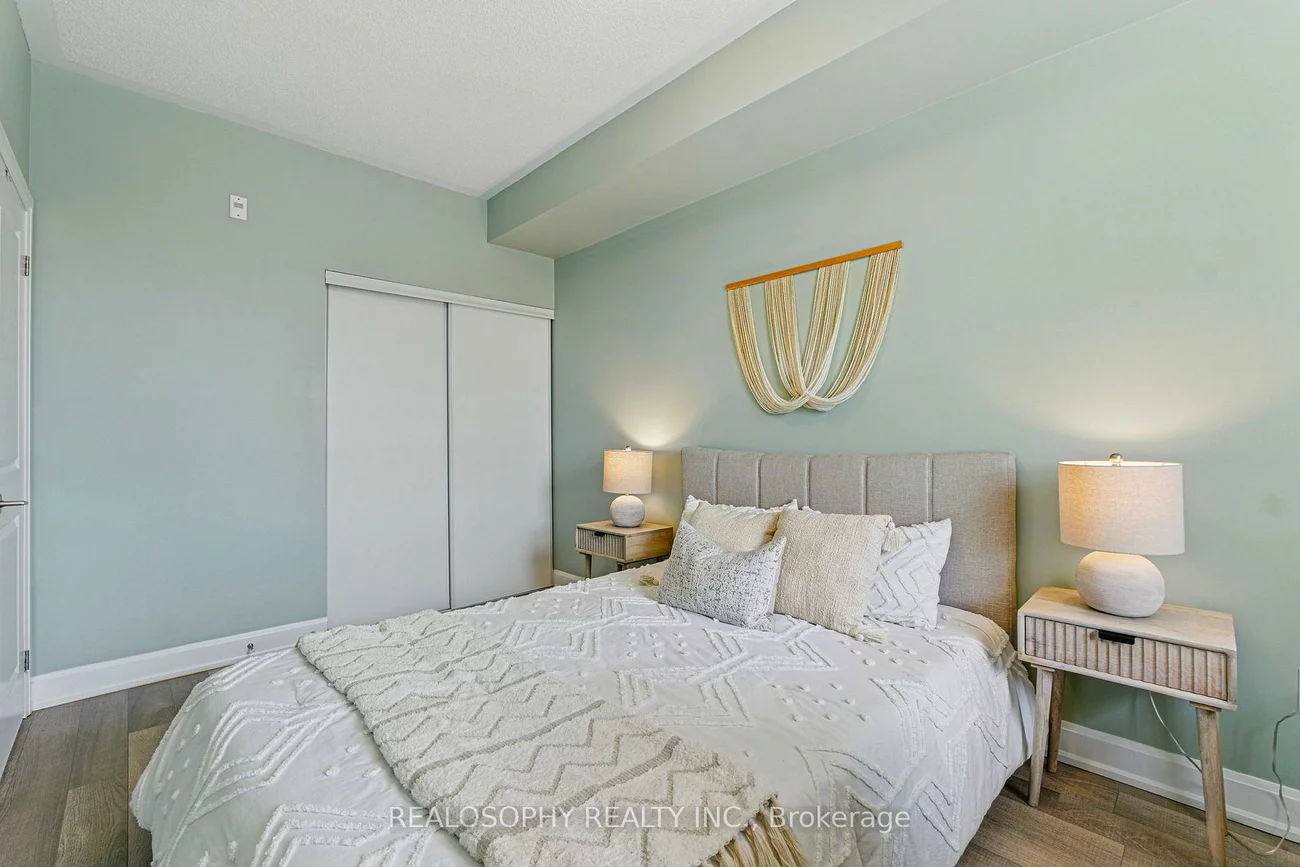 2333, Sawgrass, 1015 - RO River Oaks, Oakville