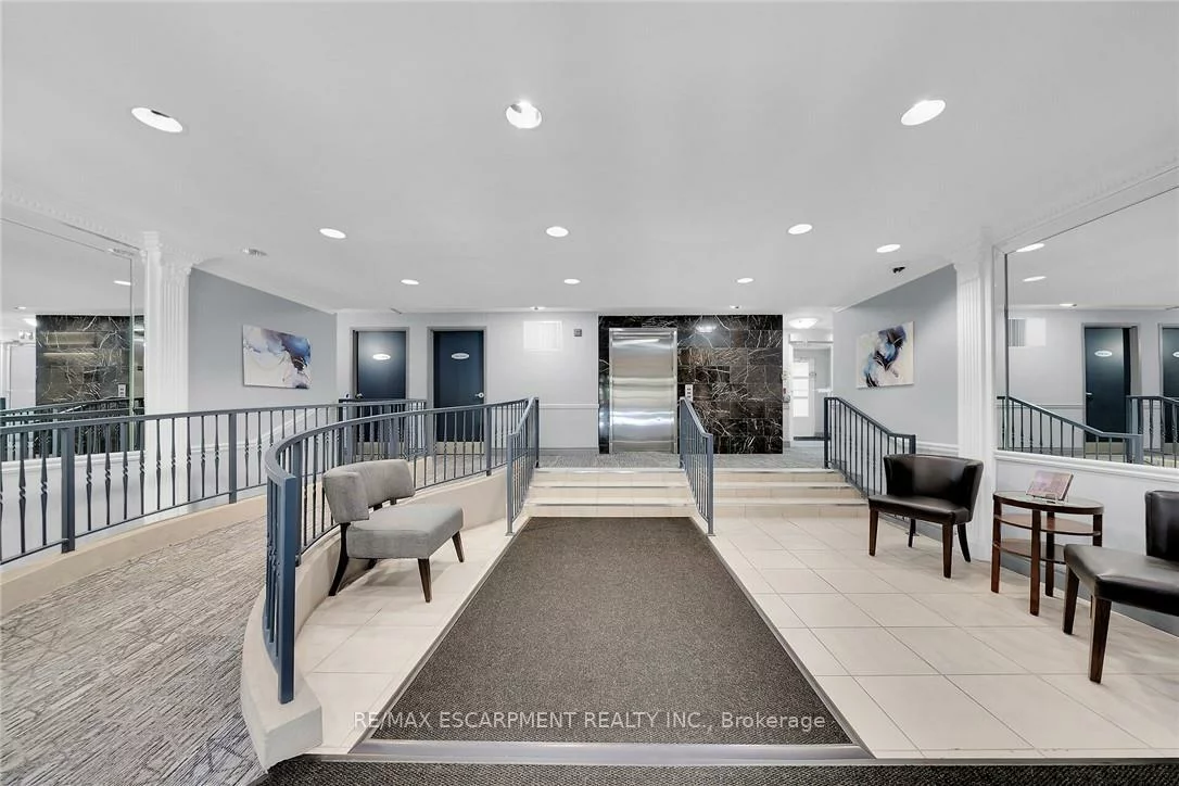 2300, Parkhaven, 1015 - RO River Oaks, Oakville