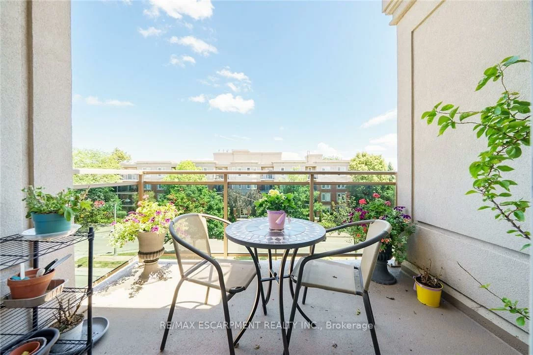 2300, Parkhaven, 1015 - RO River Oaks, Oakville