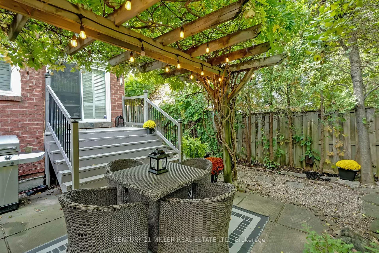 1240, Westview, 1022 - WT West Oak Trails, Oakville