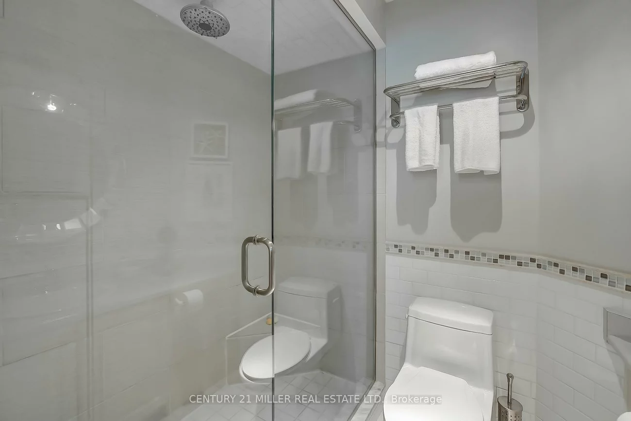 1240, Westview, 1022 - WT West Oak Trails, Oakville