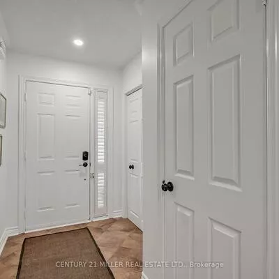 1240, Westview, 1022 - WT West Oak Trails, Oakville