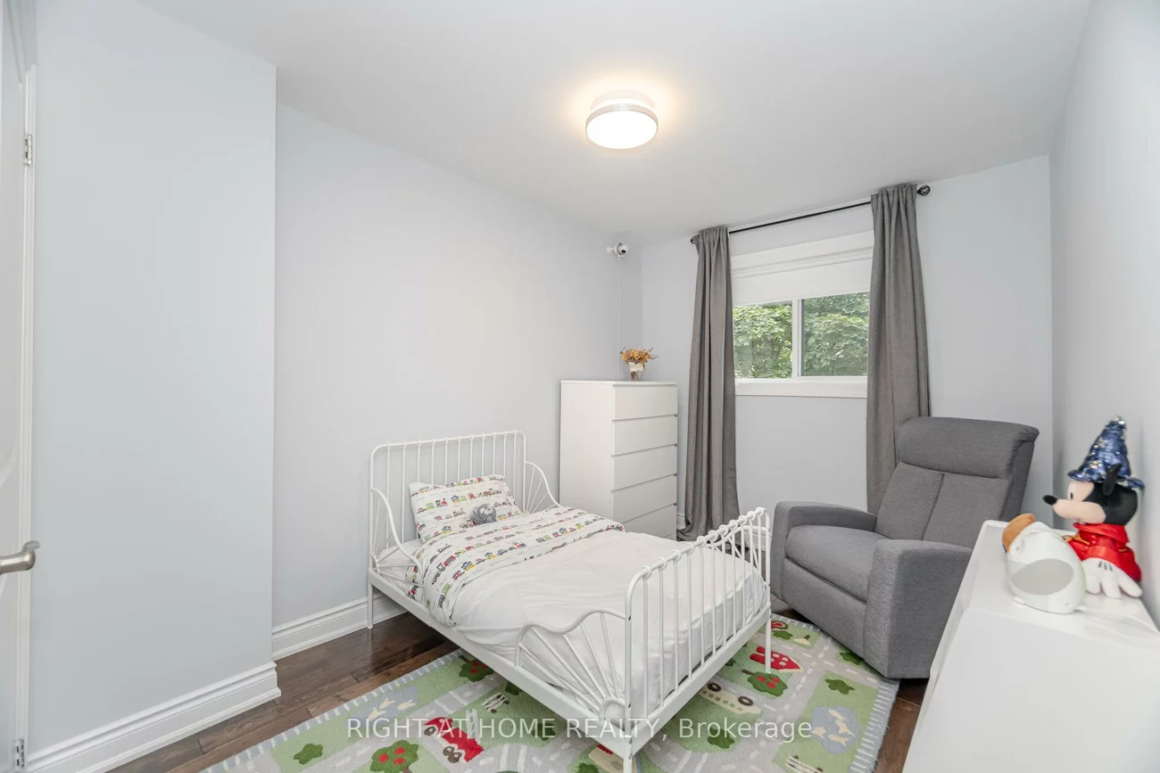1520, Sixth, 1003 - CP College Park, Oakville