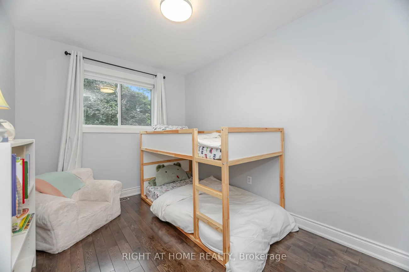 1520, Sixth, 1003 - CP College Park, Oakville
