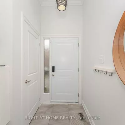 1520, Sixth, 1003 - CP College Park, Oakville
