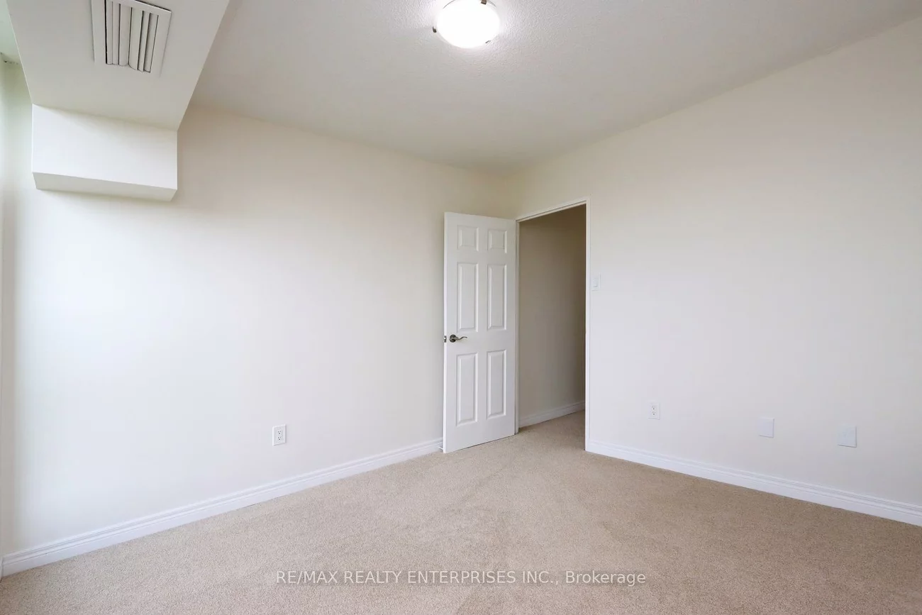 1359, White Oaks, 1005 - FA Falgarwood, Oakville
