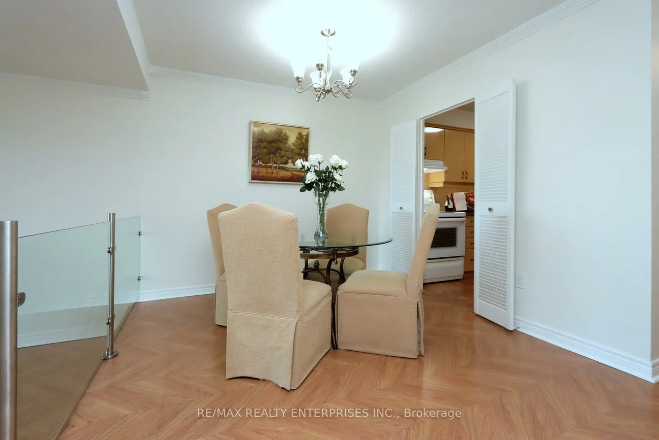 1359, White Oaks, 1005 - FA Falgarwood, Oakville