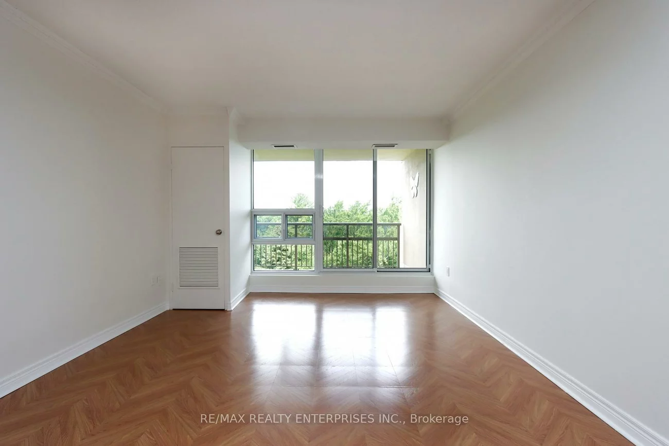 1359, White Oaks, 1005 - FA Falgarwood, Oakville