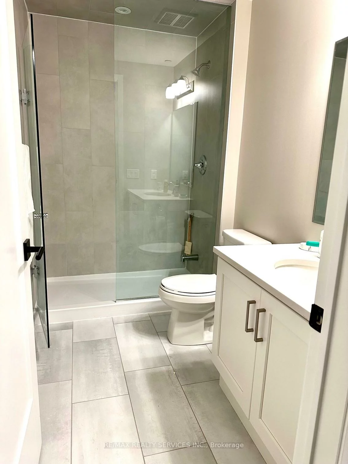 50, Kaitting, 1008 - GO Glenorchy, Oakville