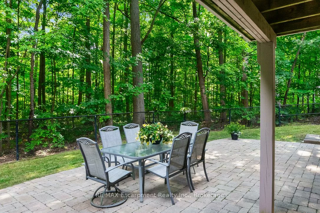 2303, HILL RIDGE, 1022 - WT West Oak Trails, Oakville