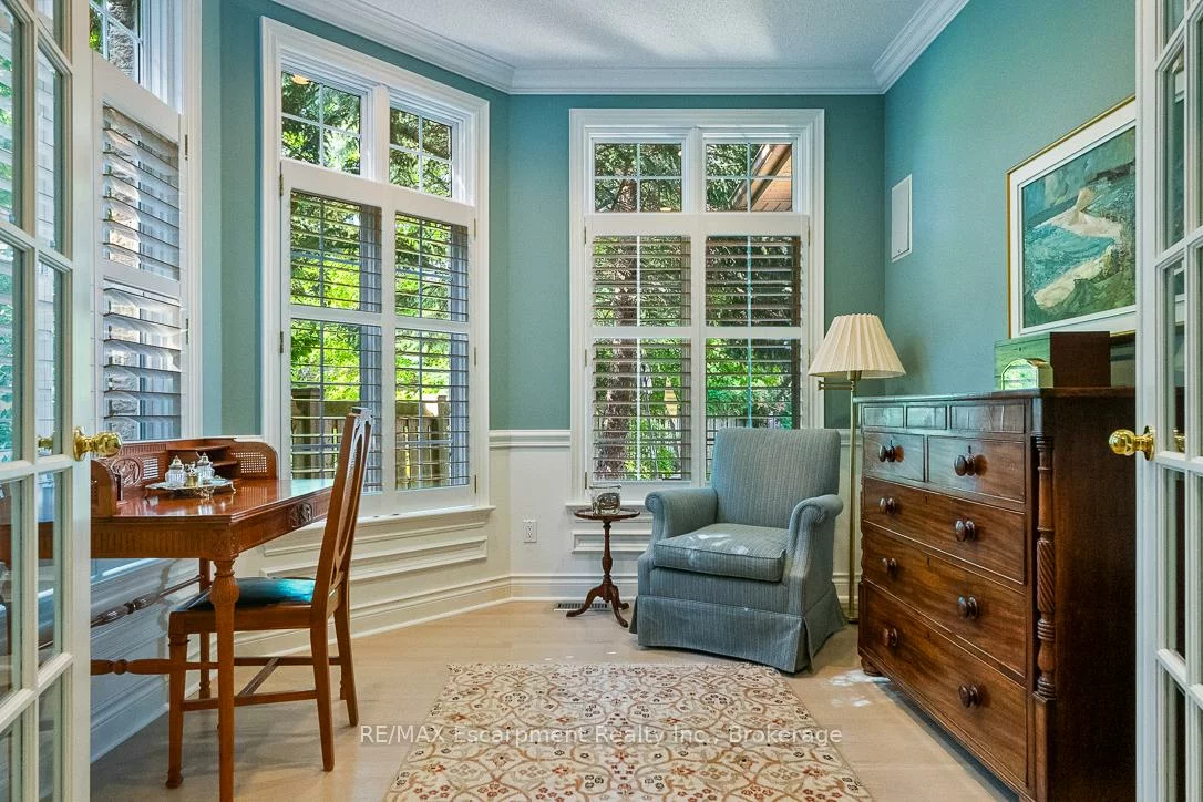 2303, HILL RIDGE, 1022 - WT West Oak Trails, Oakville