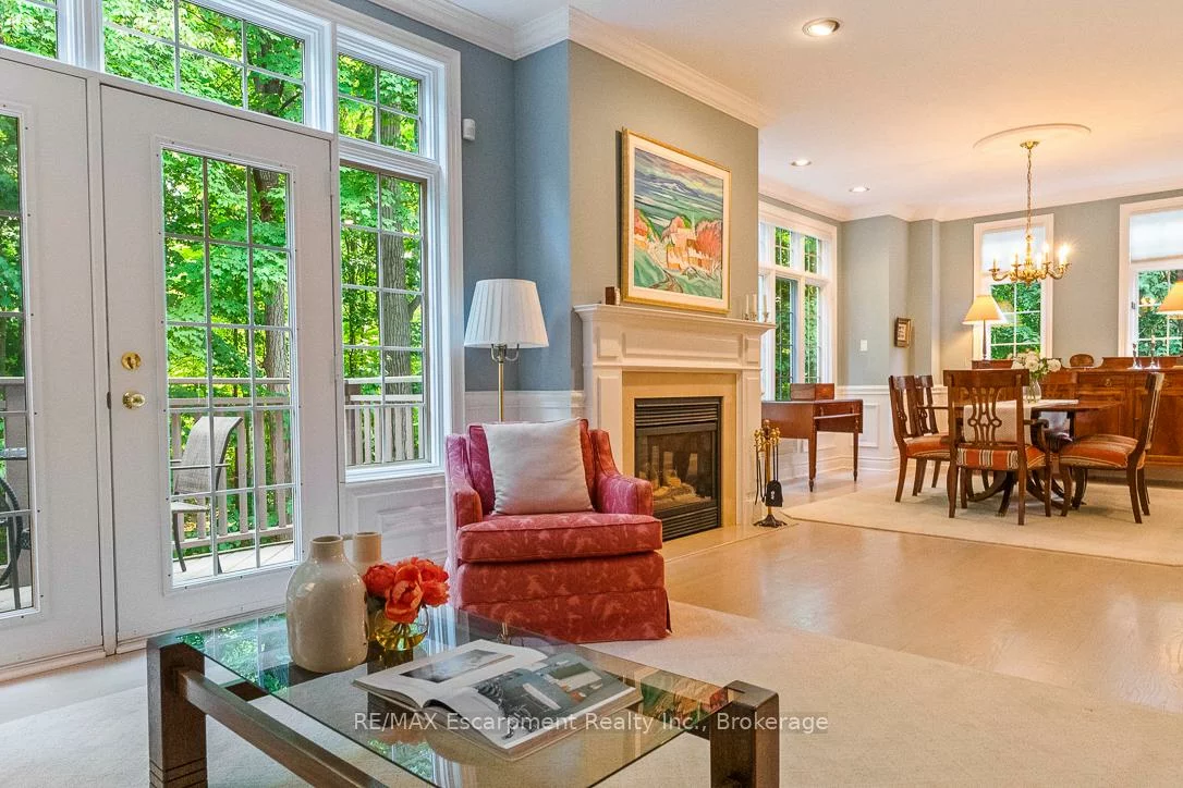 2303, HILL RIDGE, 1022 - WT West Oak Trails, Oakville