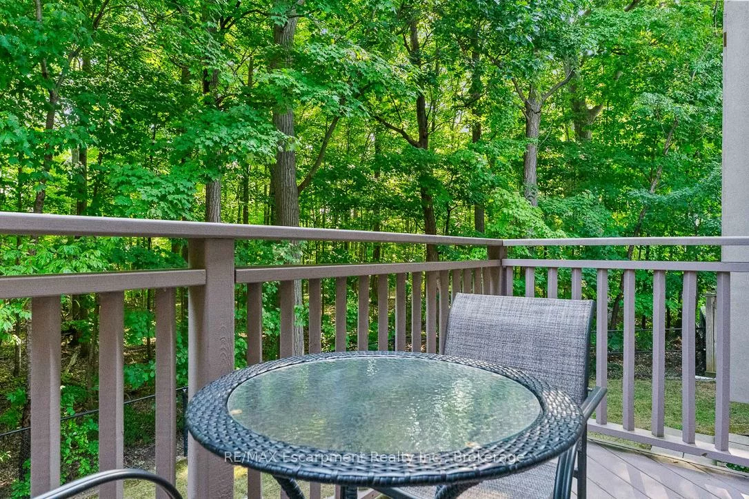 2303, HILL RIDGE, 1022 - WT West Oak Trails, Oakville