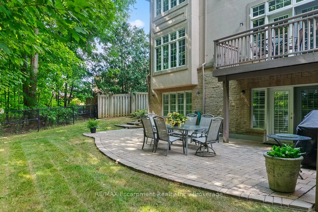 2303, HILL RIDGE, 1022 - WT West Oak Trails, Oakville