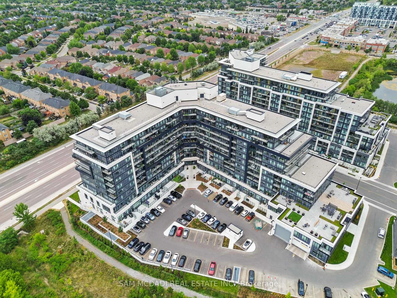 395, Dundas, 1008 - GO Glenorchy, Oakville