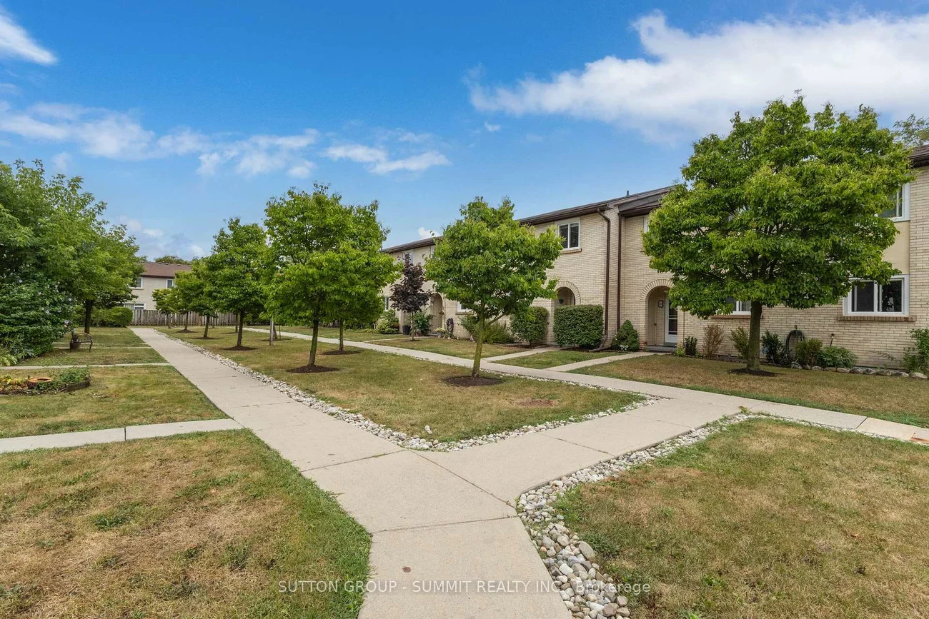 1450, SIXTH, 1003 - CP College Park, Oakville