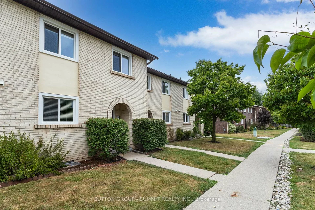 1450, SIXTH, 1003 - CP College Park, Oakville