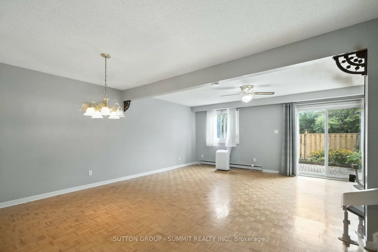 1450, SIXTH, 1003 - CP College Park, Oakville