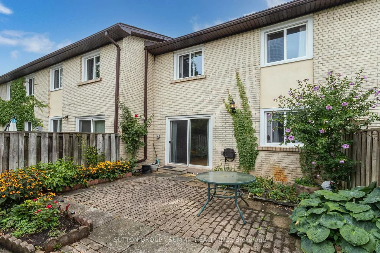 1450, SIXTH, 1003 - CP College Park, Oakville