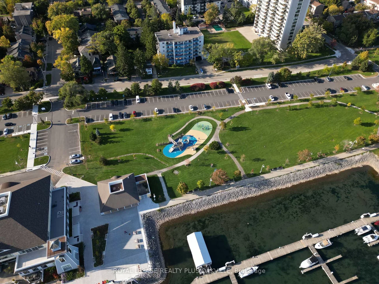 2263, Marine, 1001 - BR Bronte, Oakville