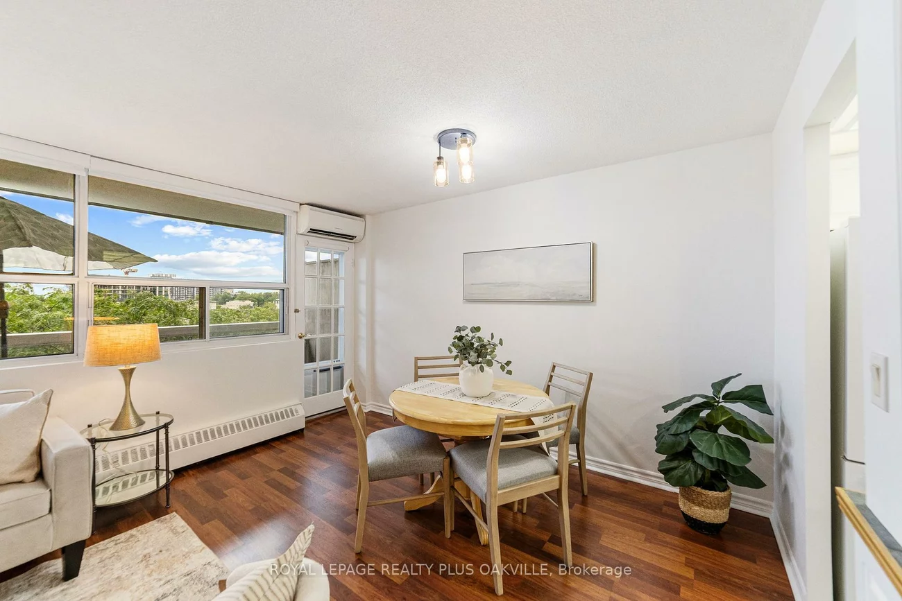 2263, Marine, 1001 - BR Bronte, Oakville