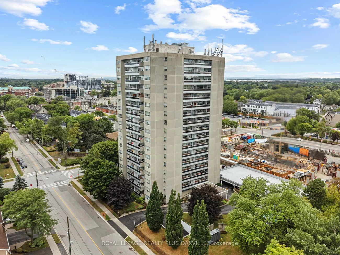 2263, Marine, 1001 - BR Bronte, Oakville