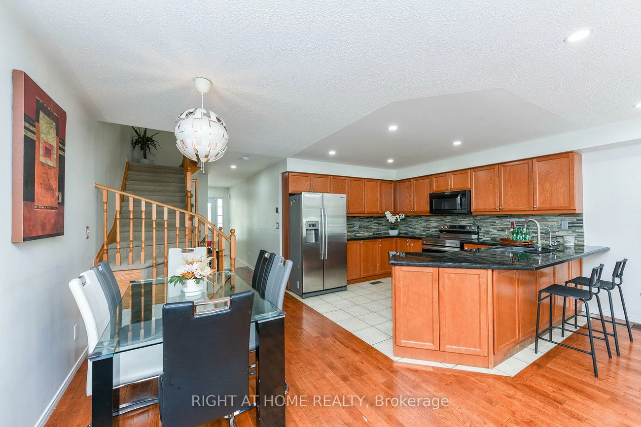 1551, Reeves, 1007 - GA Glen Abbey, Oakville