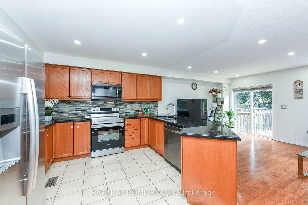 1551, Reeves, 1007 - GA Glen Abbey, Oakville