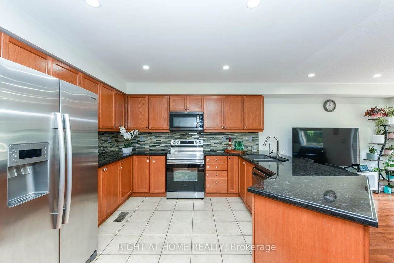 1551, Reeves, 1007 - GA Glen Abbey, Oakville