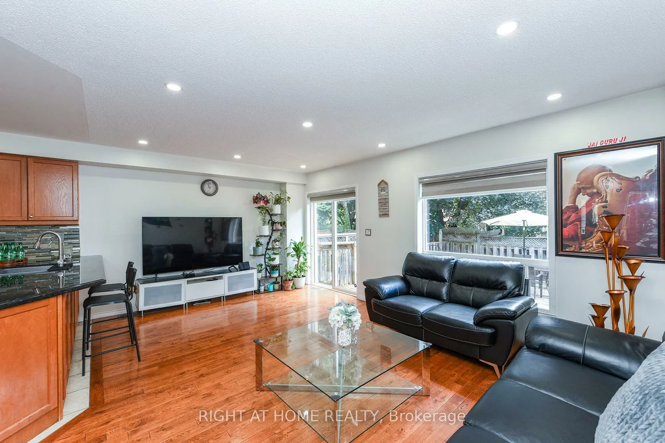 1551, Reeves, 1007 - GA Glen Abbey, Oakville