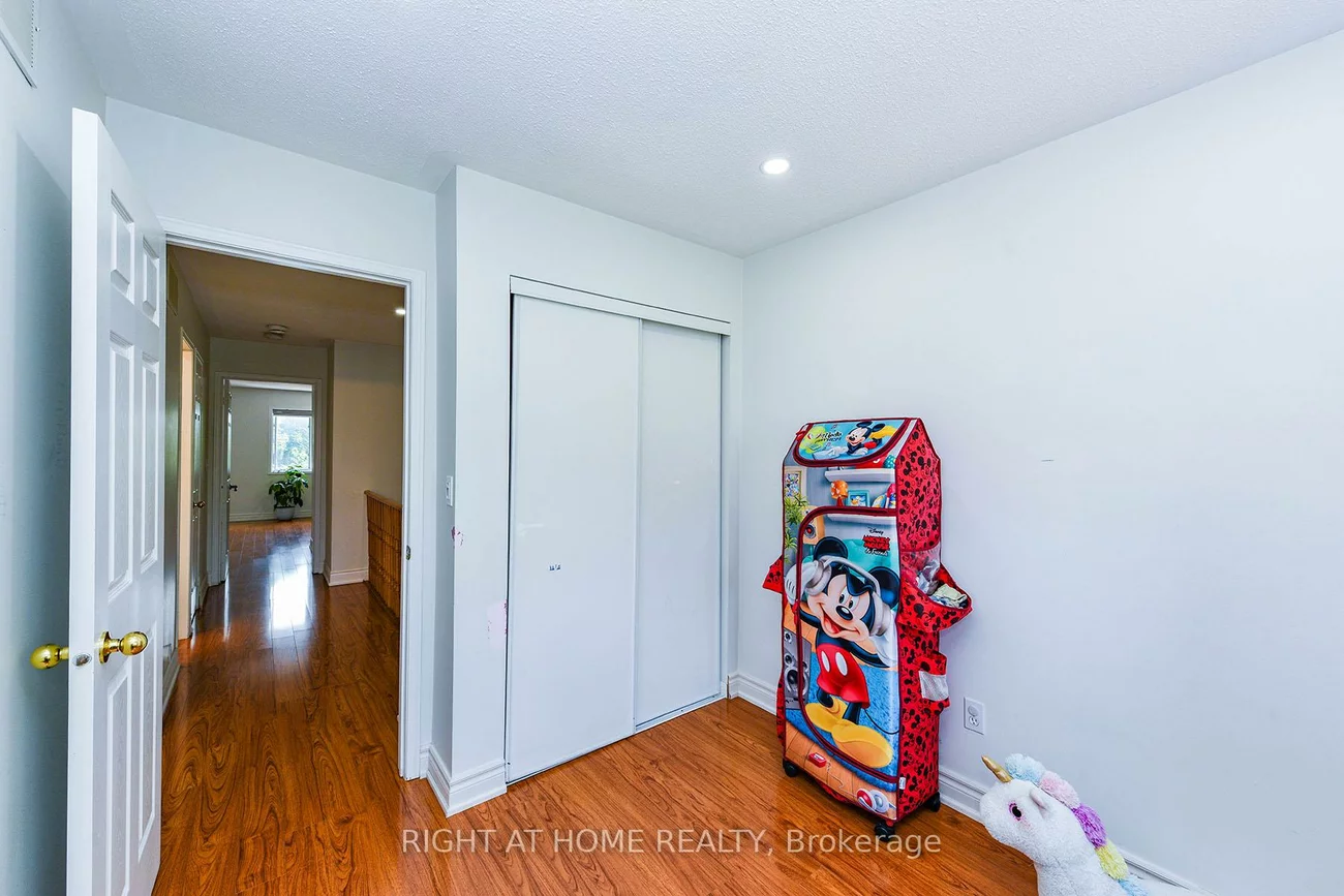 1551, Reeves, 1007 - GA Glen Abbey, Oakville