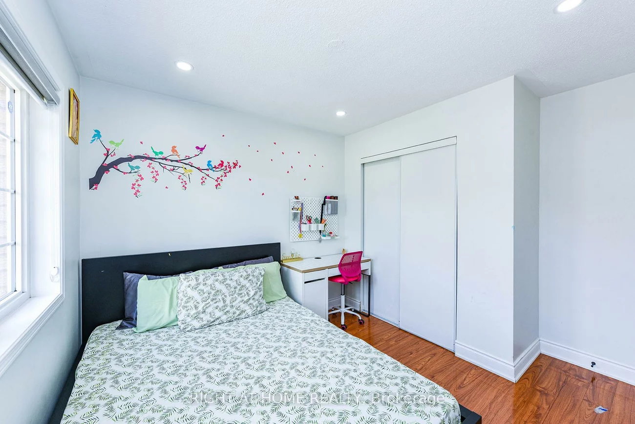 1551, Reeves, 1007 - GA Glen Abbey, Oakville