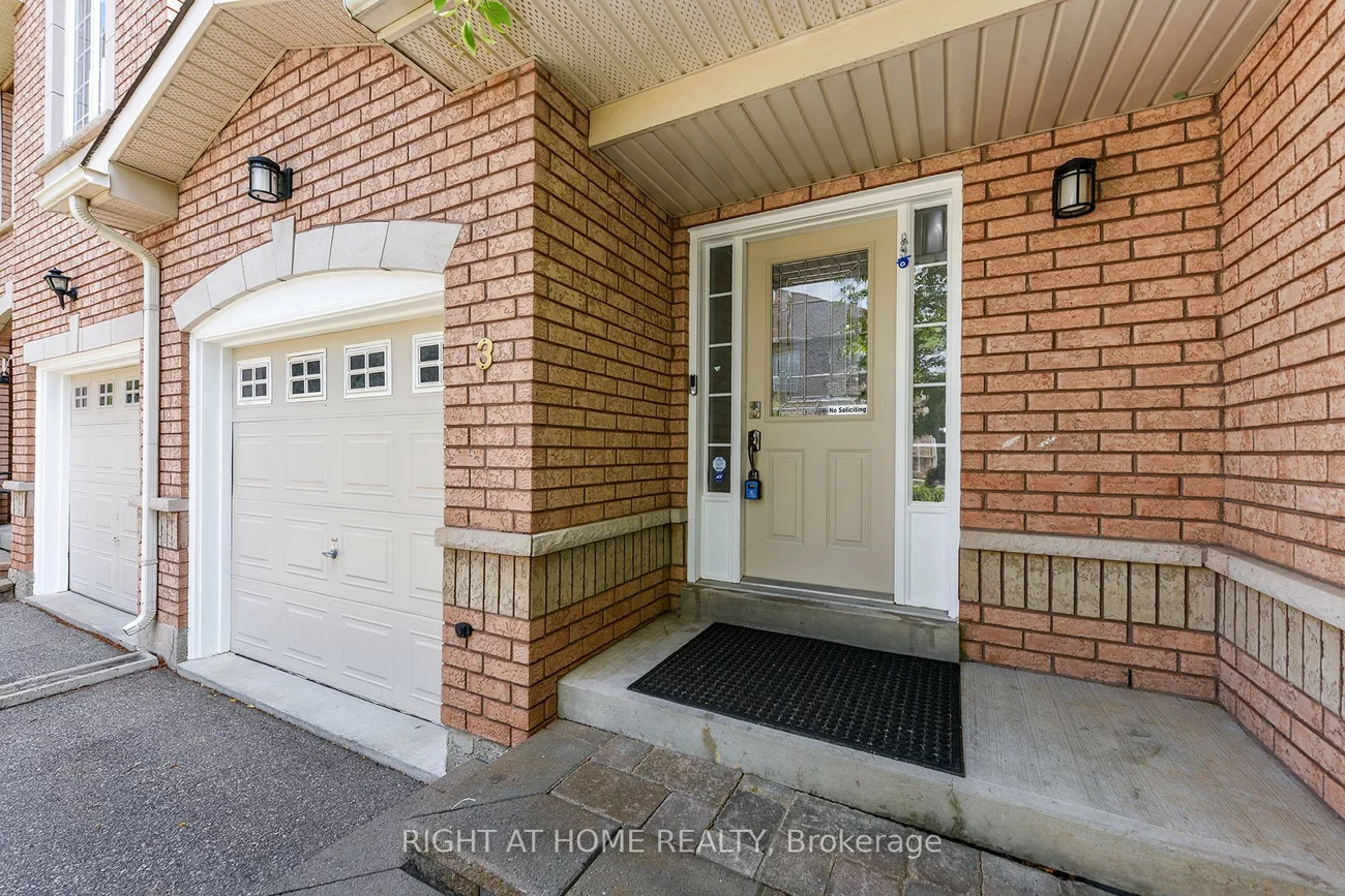 1551, Reeves, 1007 - GA Glen Abbey, Oakville