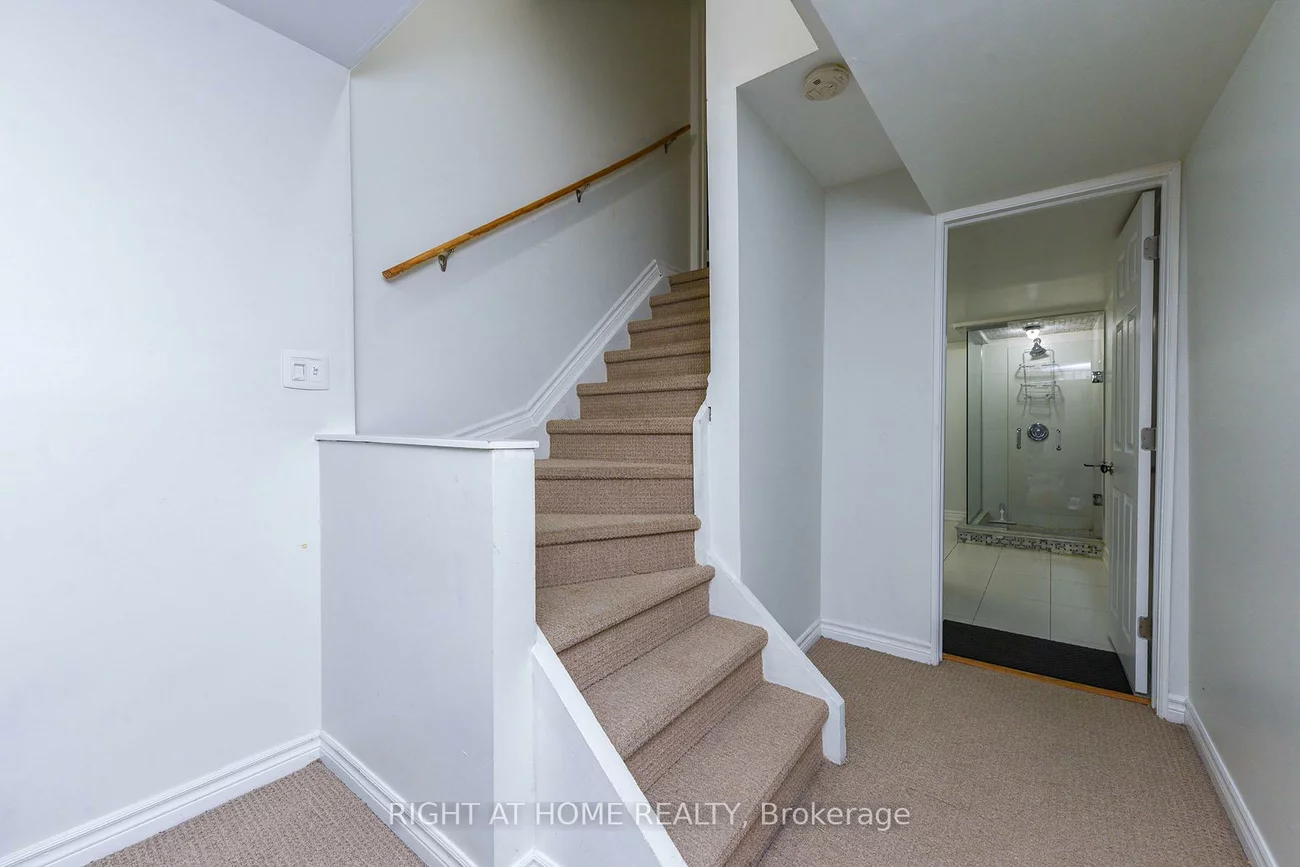 1551, Reeves, 1007 - GA Glen Abbey, Oakville