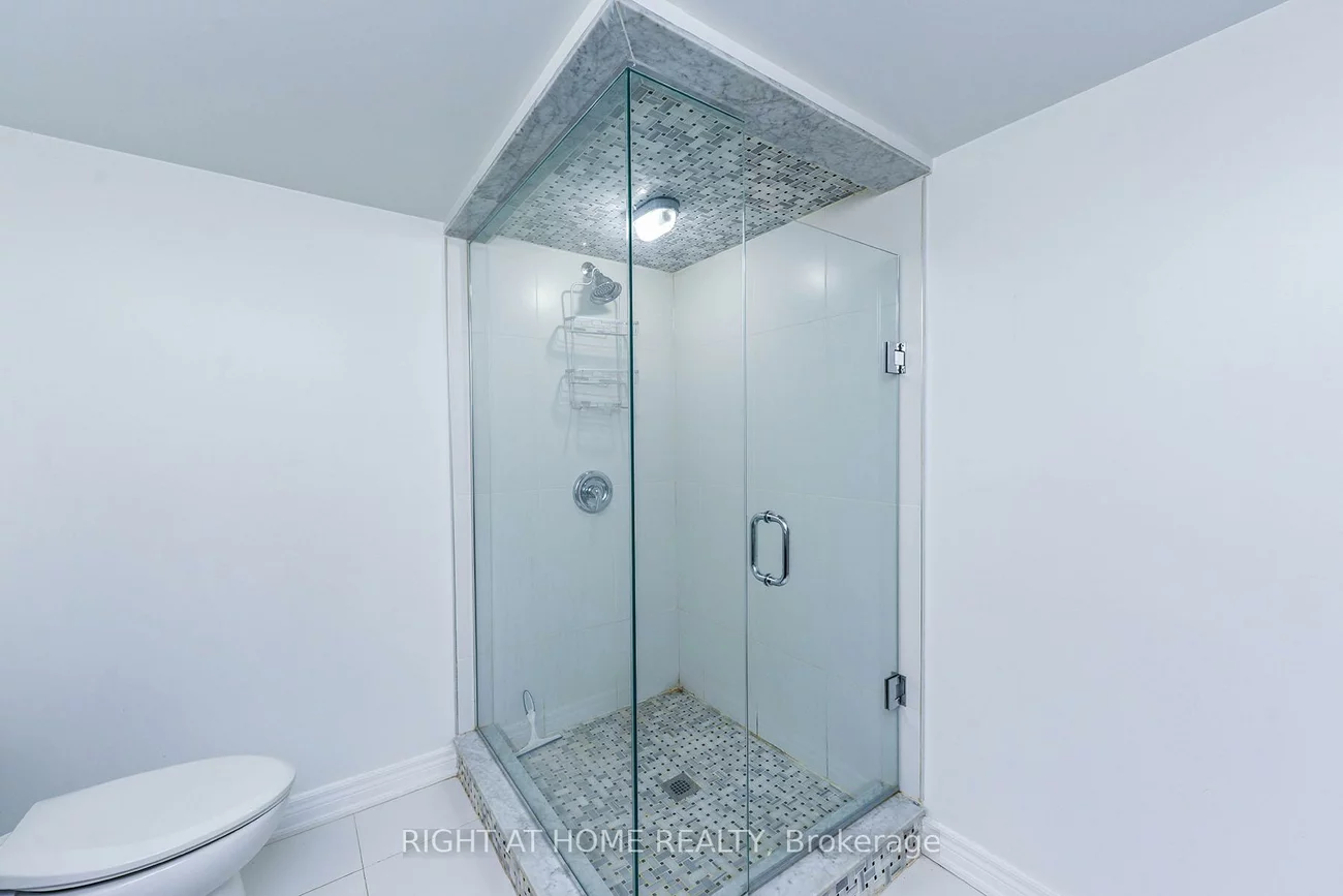 1551, Reeves, 1007 - GA Glen Abbey, Oakville