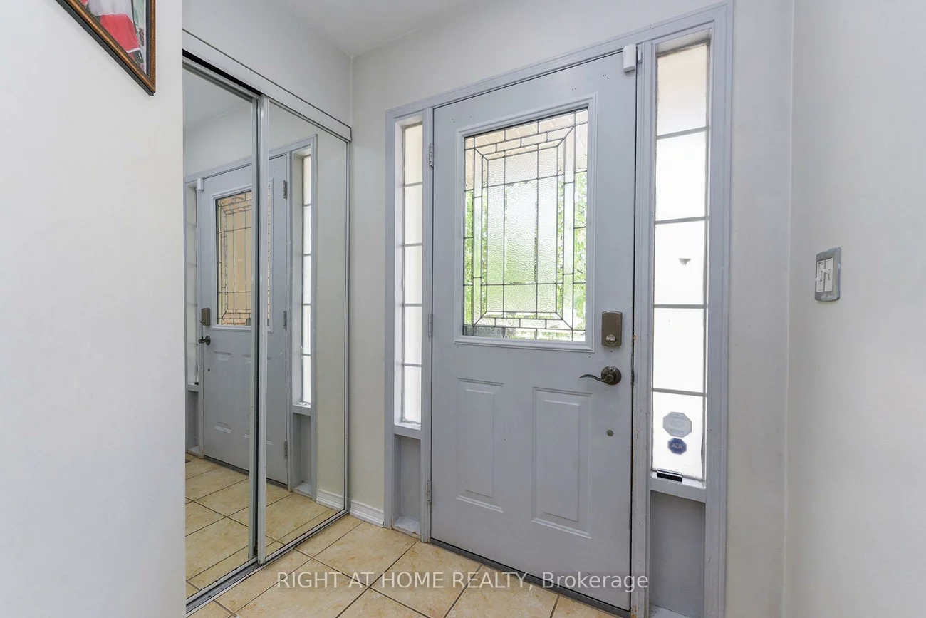 1551, Reeves, 1007 - GA Glen Abbey, Oakville