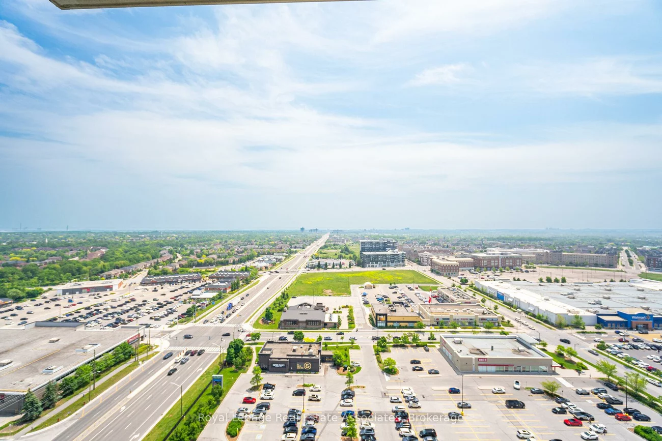 297, Oak Walk, 1015 - RO River Oaks, Oakville