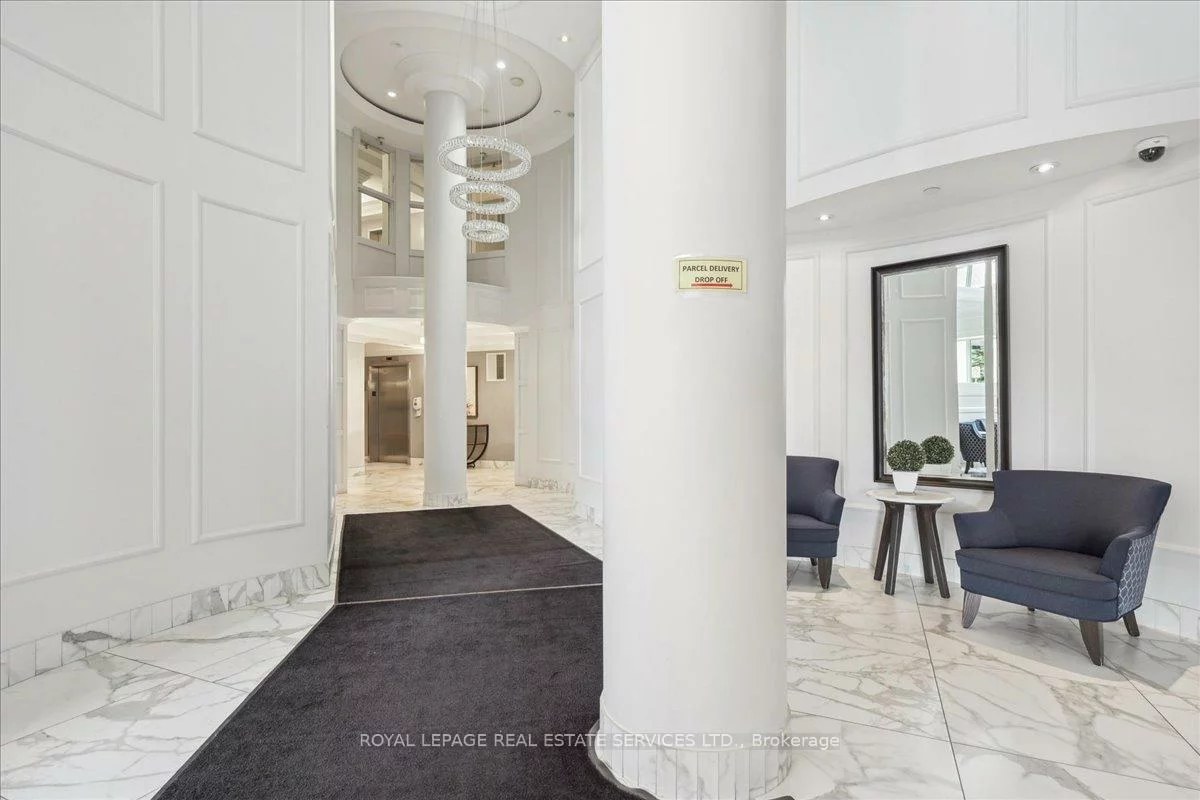 40, Old Mill, 1014 - QE Queen Elizabeth, Oakville