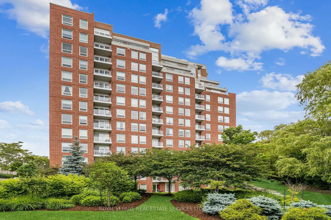 40, Old Mill, 1014 - QE Queen Elizabeth, Oakville