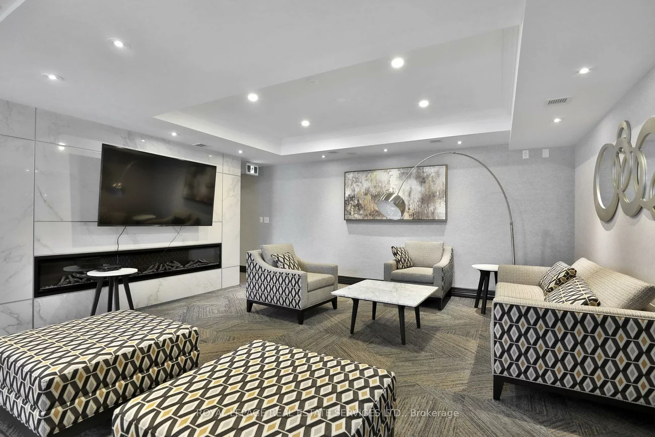 40, Old Mill, 1014 - QE Queen Elizabeth, Oakville