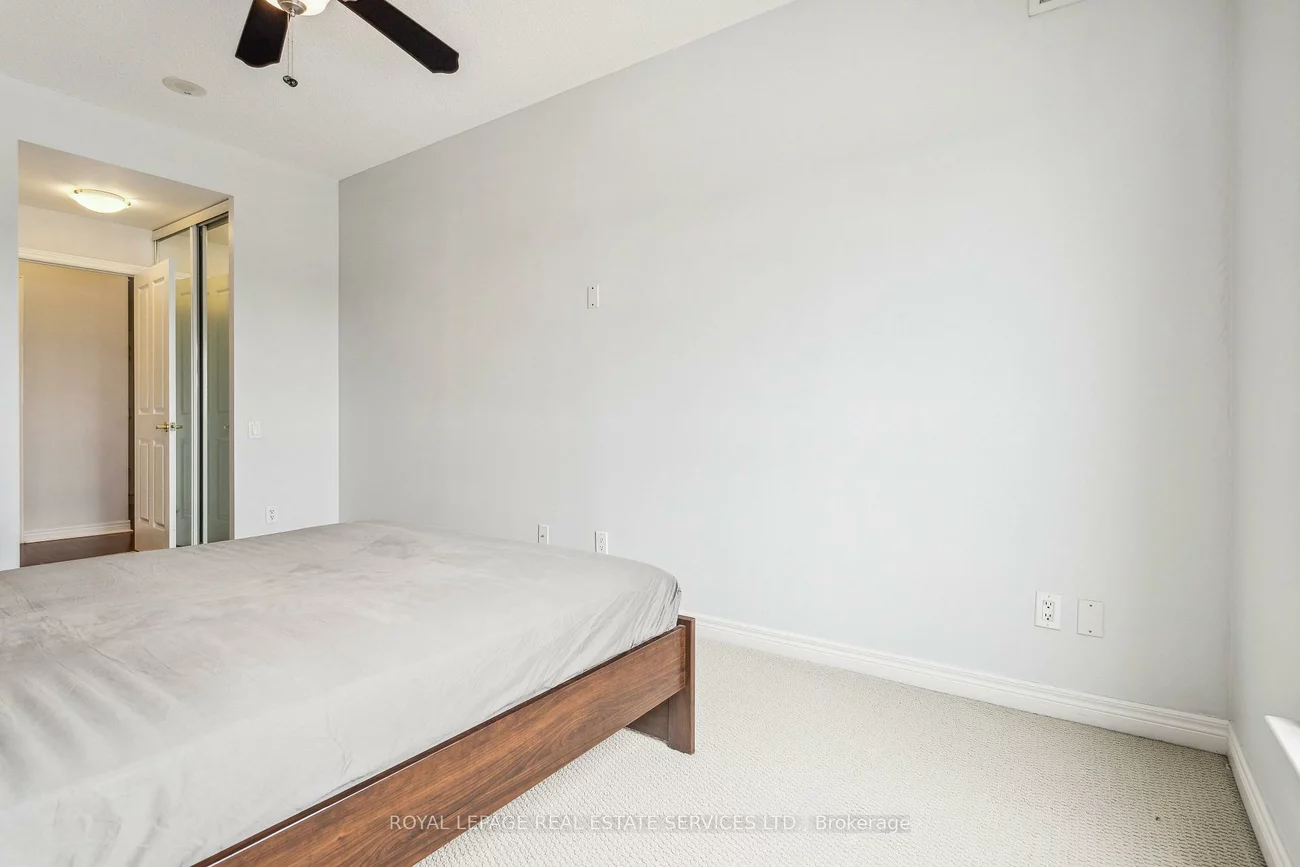 40, Old Mill, 1014 - QE Queen Elizabeth, Oakville