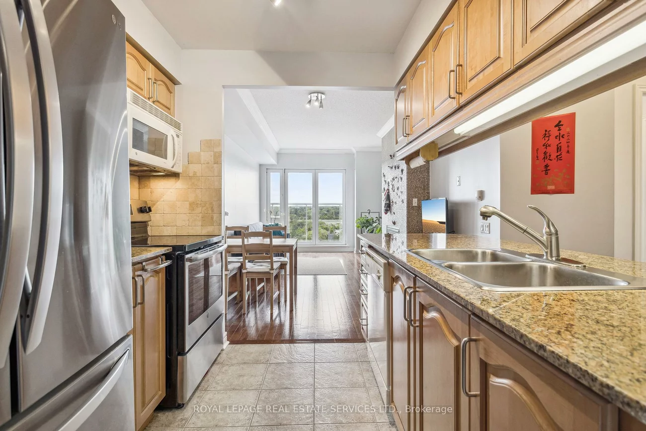 40, Old Mill, 1014 - QE Queen Elizabeth, Oakville