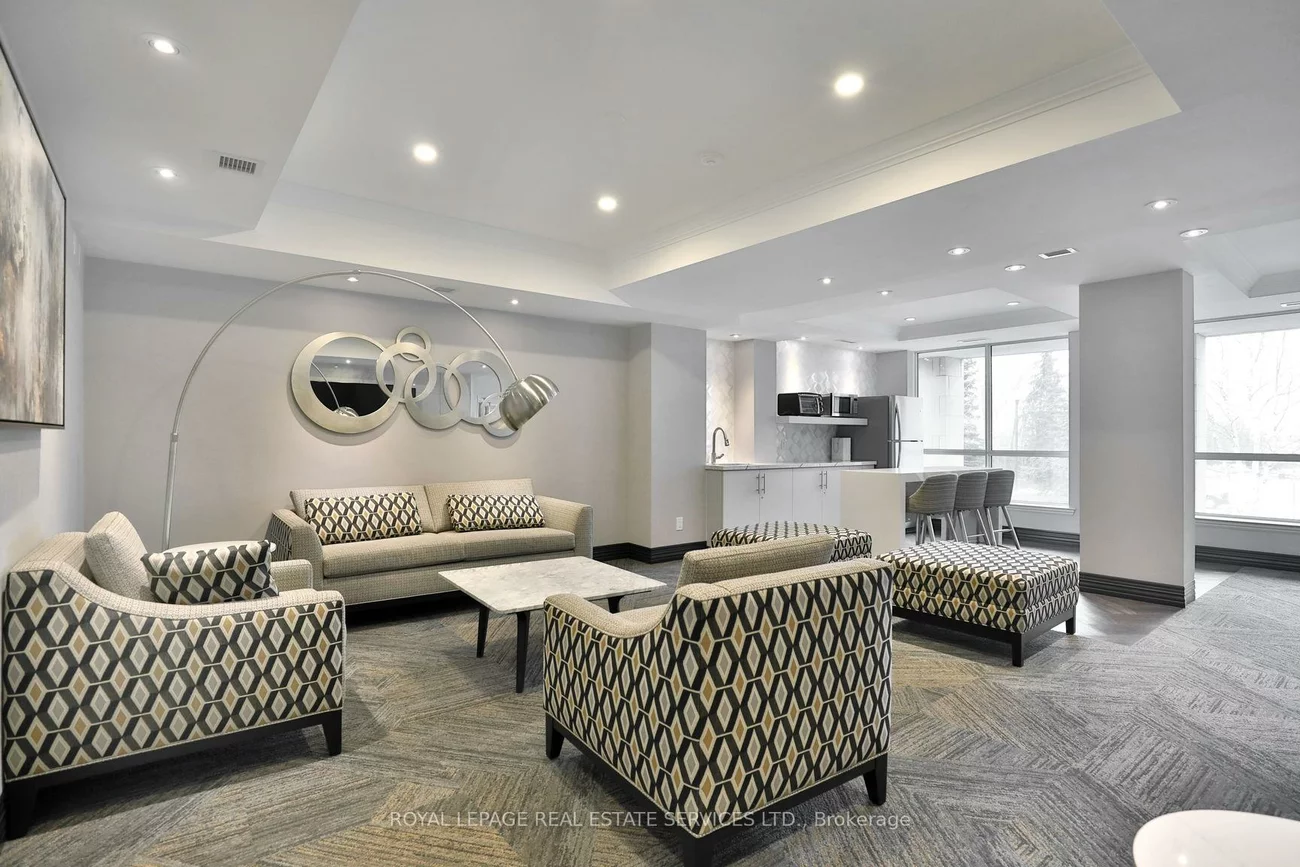 40, Old Mill, 1014 - QE Queen Elizabeth, Oakville