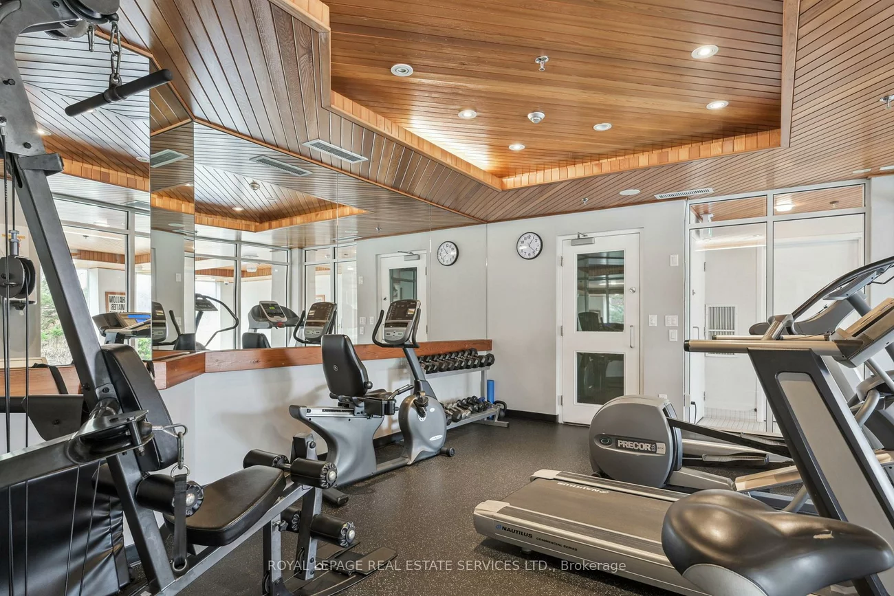 40, Old Mill, 1014 - QE Queen Elizabeth, Oakville