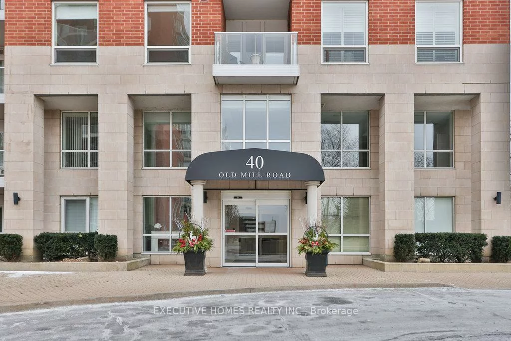 40, Old Mill, 1014 - QE Queen Elizabeth, Oakville