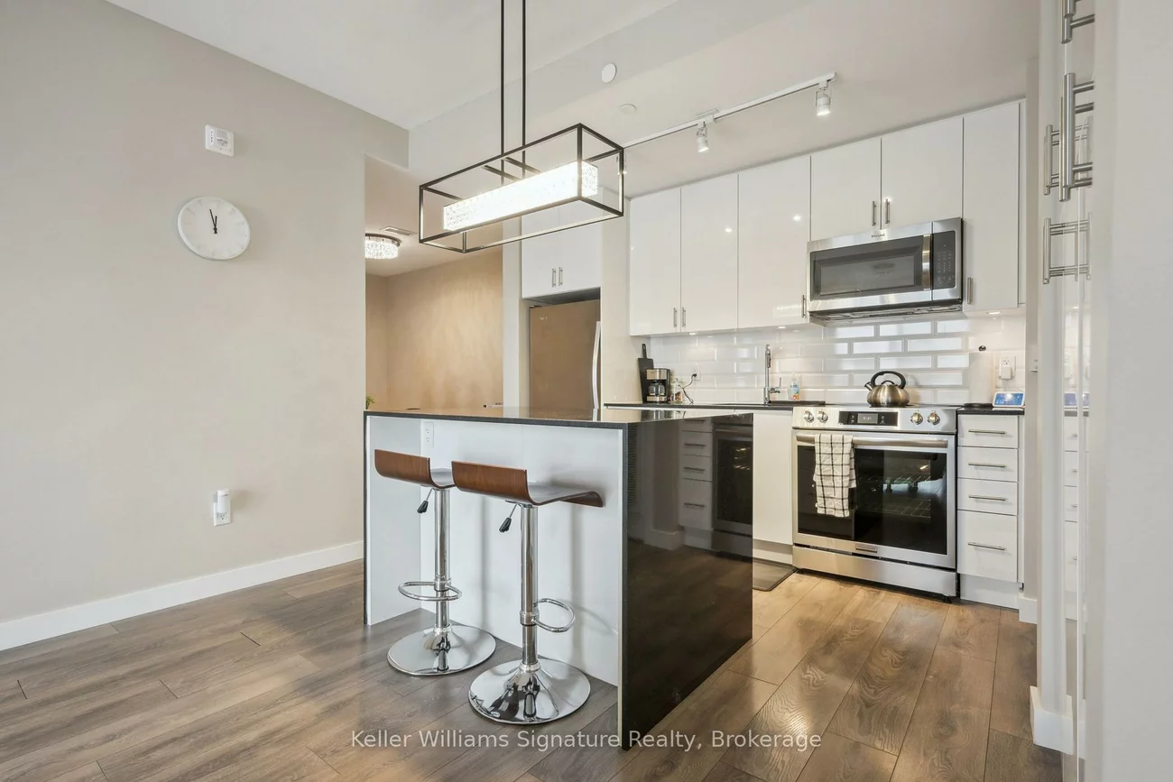 168, Sabina, 1008 - GO Glenorchy, Oakville
