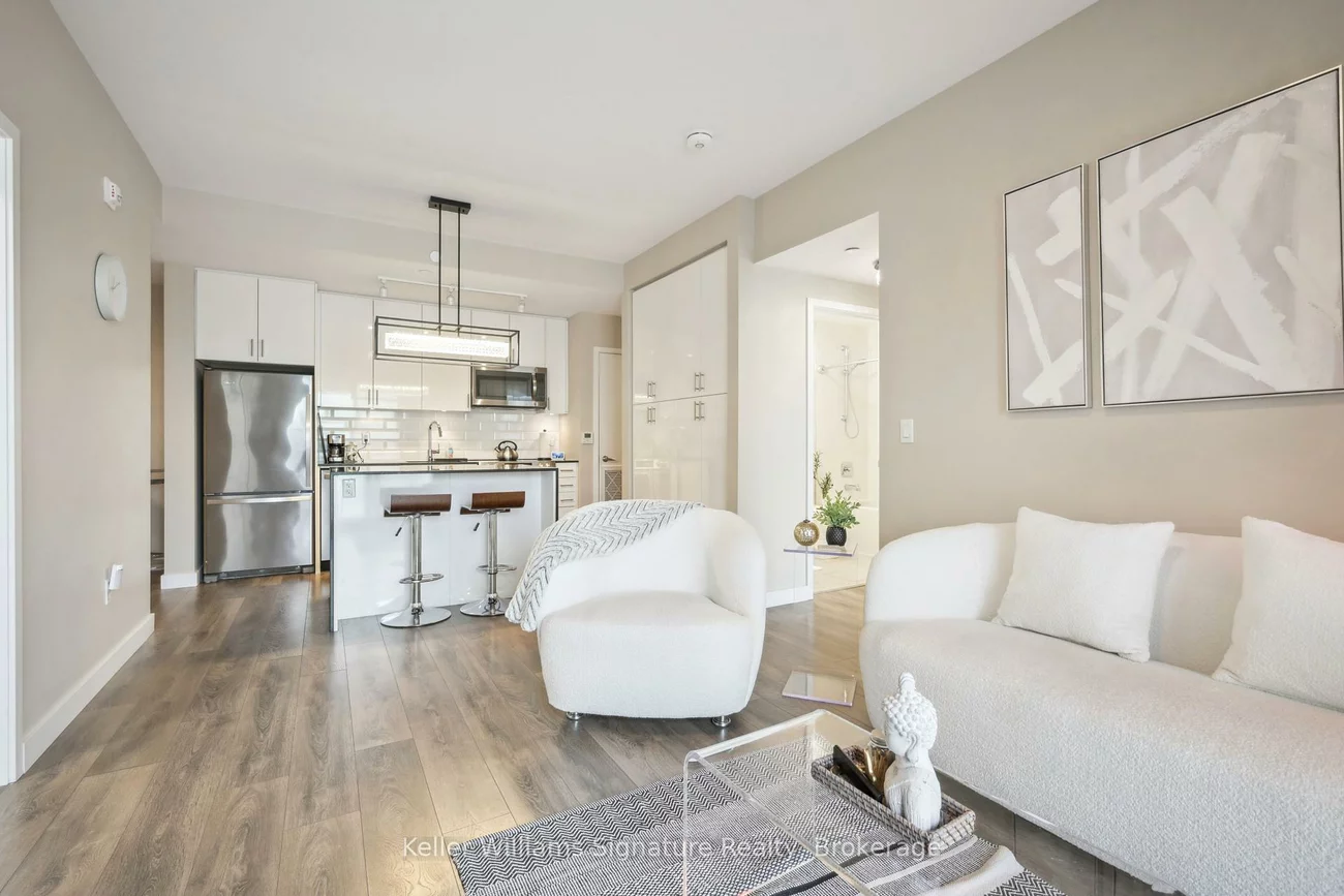 168, Sabina, 1008 - GO Glenorchy, Oakville