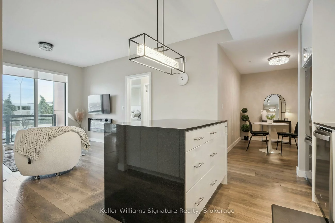 168, Sabina, 1008 - GO Glenorchy, Oakville